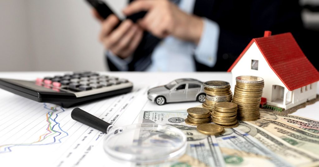 how are home loans and auto loans alike?