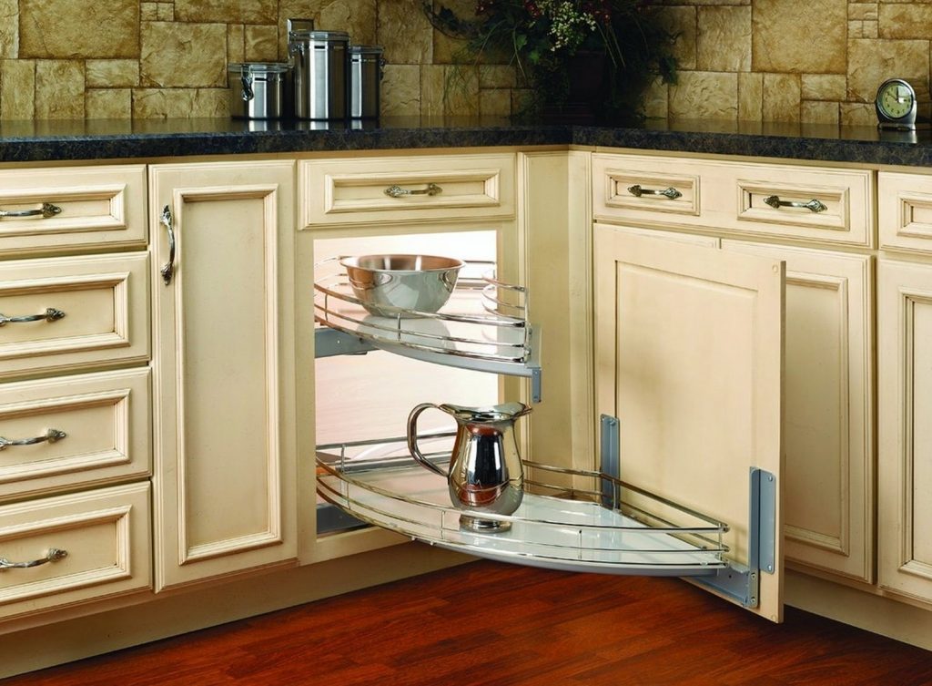 corner kitchen cabinets